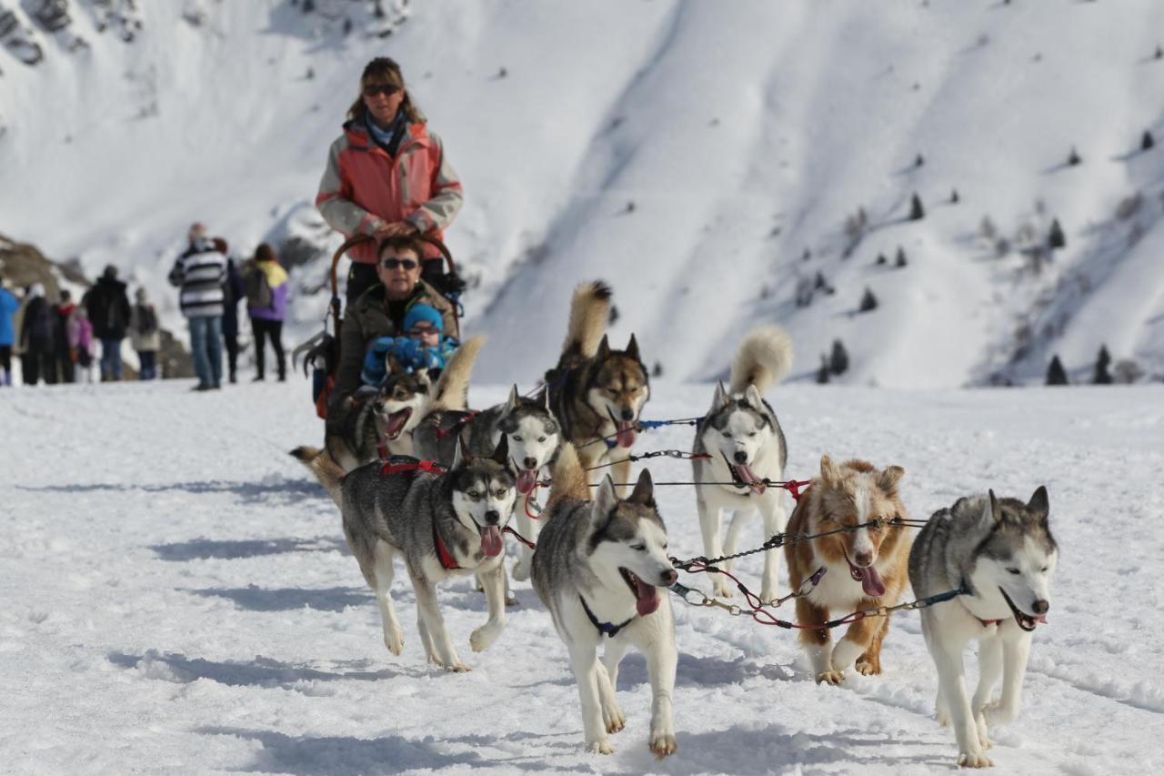 Hotel Club Mmv Les Bergers **** Alpe d'Huez Ngoại thất bức ảnh